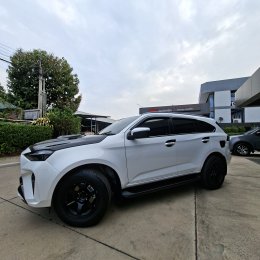 MU-X 2.2 Elegant AT2026