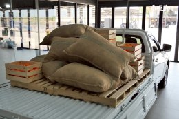 ที่ปรึกษาการขายเข้าร่วมกิจกรรม PPV Test Drive ณ สนามทดลองขับ Speedway จ.ปทุมธานี