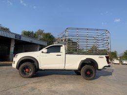 Spark 4x4 truck