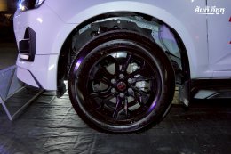 ISUZU X-Series 2 HOT 2 HANDLE ร้อนแรง...ไม่ซ้ำใคร เท่ ดุดัน สปอร์ตตัวจริง