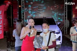 เปิดโหมดความแรงกับ ISUZU X-Series 2 HOT 2 HANDLE ร้อนแรงไม่ซ้ำใคร สายหล่อตัวจริง