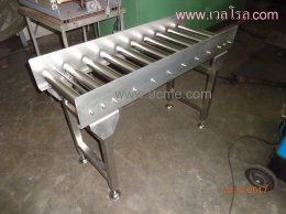 Free roller conveyor