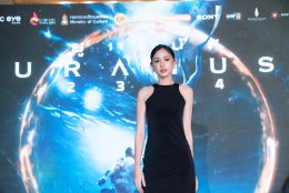 Freen-Becky leads team at Gala Premier launch 'Uranus2324' along with a host of famous people walked the lively black carpet, drawing loud screams from fans at the event.