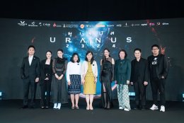 Freen-Becky leads team at Gala Premier launch 'Uranus2324' along with a host of famous people walked the lively black carpet, drawing loud screams from fans at the event.