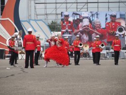 "Sai KPN", the representative of Thailand, leads the "Li-Kay" show at the global event 2022 Gyeryong World Military Culture Expo