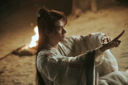 Number 1 Chinese series of this year: Media Loves the Fox Demon The Red Moon Pact is hot, surpassing every record, winning the hearts of fans around the world, with 5 reasons why you shouldn't miss it.