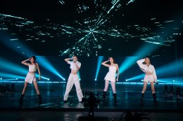 First Debut Stage!! Grammy launches "ALALA", a new girl group with the show "Crying Out Loud (Not a Chance)"