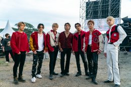 Screaming so hard! A total of 17 young idol artists from 2 J-POP bands PSYCHIC FEVER , BALLISTIK BOYZ and 3 young T-POP representatives TRINITY participated on the same stage at the Big Mountain Music Festival 2022.