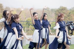 Hello, Come Back!!! チェンマイのWISH23アイドル7人組。 2年ぶりにセカンドシングル「Venus」で復帰。