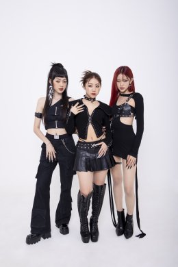 PiXXiE ลุคใหม่ ปล่อยชิงเกิล "NOT BAD" พร้อมประกาศพรีออเดอร์อัลบั้ม "Bloom"