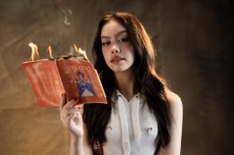新人女團VIIS邀請您透過MV《Don’t Mind》從另一個角度解讀泰國文學中的5大反派。