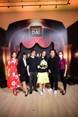 Jo-Boss-Ua 與 Pei-May 等藝人攜手開設 Finale Play Studio。參加盛大開幕
