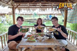 4 หนุ่มซีรีส์ 2 Moons แข่งกินสกินชิพสุดฟินใน THE EATER