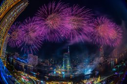 Countdown that mesmerizes the world: ICONSIAM, a world-class landmark along the Chao Phraya River, organizes Amazing Thailand Countdown 2024.