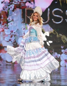 68 national costumes "Miss Grand International 2022", stunningly beautiful, great design "Bossnawat" opens the vote for beauty queen fans around the world to judge