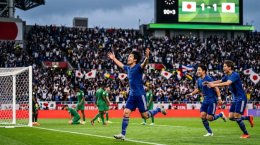 Netherlands 2-2 Japan  The Samurai Blue Stop the World