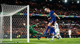 Netherlands 2-2 Japan  The Samurai Blue Stop the World