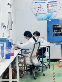 Our operators and researchers are actively engaged in various stages of the battery fabrication process. At CEST, workforce training holds the utmost importance.