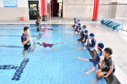 ประชาสัมพันธ์เรียนพิเศษว่ายน้ำโรงเรียนวุฒิวิทยา 2