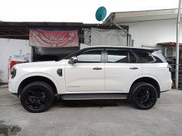 Ford Everest V-RACING VZ01 Gloss Black & Matt Black