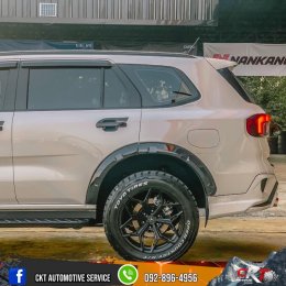 Ford Everest V-RACING VZ01 Gloss Black & Matt Black