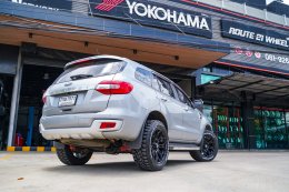 Ford Everest Mohawk WP953 Gloss Black & Matt Black