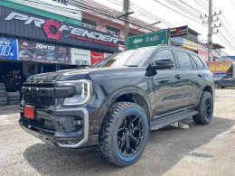 Ford Everest V-RACING VZ01 Gloss Black & Matt Black