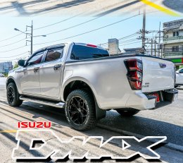 Isuzu D-Max V-RACING VZ01 Gloss Black & Matt Black