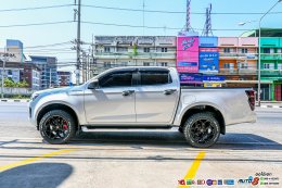 Isuzu D-Max V-RACING VZ01 Gloss Black & Matt Black