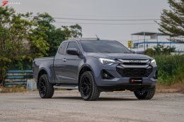 Isuzu D-Max V-RACING VZ01 Gloss Black & Matt Black