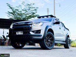 Isuzu D-Max Mohawk WP953 Gloss Black & Matt Black