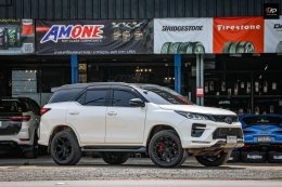 Toyota Fortuner V-RACING VZ01 Gloss Black & Matt Black