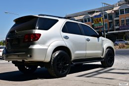 Toyota Fortuner V-RACING VZ01 Gloss Black & Matt Black