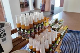 กลิ่นหอมจากเตาโบราณ เมื่อ บ่อสวกเฮิร์บ เปลี่ยนสมุนไพรหลังบ้าน ให้กลายเป็นโอสถแห่งความสุข