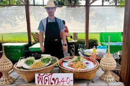 Edible Creativity Craft and Flavor Meet at Kad Mua Khua Hom