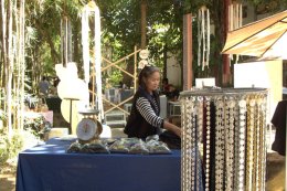 Kad Ho The Creative Market Where Rent is Paid in "Smiles"