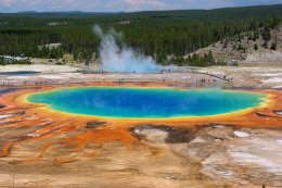 อุทยานแห่งชาติเยลโลว์สโตน Yellowstone National Park