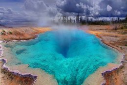 อุทยานแห่งชาติเยลโลว์สโตน Yellowstone National Park