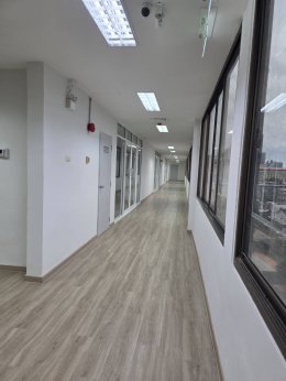 SERMSUP BUILDING | อาคาร เสริมทรัพย์