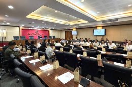 ดร.จิตรกร เผด็จศึก ประธานอาวุโส นายจอมพงษ์ ชูทับทิม รองประธาน/เลขาธิการ นายทนงศักดิ์ ทรัพย์เฟื่องฟู รองประธาน นางสาวปคุณา บุญก่อเกื้อ รองประธาน นายเดชาธร เดชาไพศาลกิจกรรมการหอการค้า  เข้าร่วมประชุมสรรหากรรมการธรรมาภิบาลจังหวัดฉะเชิงเทรา ในวันพฤหัสบดีที่ 1