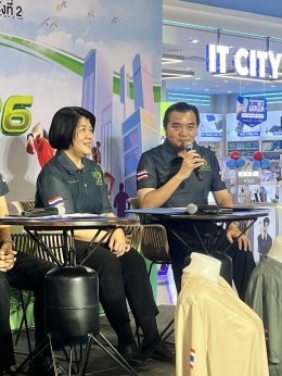 นายพงศธร เผ่าบรรจง รองประธานหอการค้า ร่วมแถลงข่าวการจัดงานเดินวิ่งการกุศล RRU Run to the Future ครั้งที่ 2 ในวันพฤหัสบดีที่ 21 พฤษภาคม 2569 เวลา 18.00 น  ณ ศูนย์การค้าโรบินสันไลฟ์สไตล์ฉะเชิงเทราอำเภอเมืองจังหวัดฉะเชิงเทรา