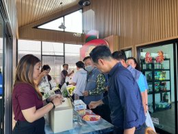 หอการค้าจังหวัดฉะเชิงเทรา จัดประชุมคณะที่ปรึกษาและกรรมการบริหารหอการค้าจังหวัดฉะเชิงเทรา ครั้งที่ 5/2569 (สัญจร)  และร่วมศึกษาดูงานการดำเนินงาน บริษัท ชาลี เอสพีซี จำกัด  ในวันพุธที่ 27 พฤษภาคม 2569 ณ บริษัท ชาลี เอสพีซี จำกัด ที่อยู่ 62 ตำบลหนองตีนนก อำเ
