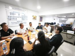 ประชุมกลุ่มย่อย เรื่องการจัดงานทอดผ้าป่าสามัคคี เพื่อส่งเสริมการเลี้ยงแพะแกะ และโครงการส่งเสริมการออกกำลังกาย กีฬา และนันทนาการเต้นแอโรบิค  ในวันศุกร์ที่ 12 มิถุนายน 2569 เวลา 13.30 น ณ ห้องประชุมสำนักงานหอการค้าจังหวัดฉะเชิงเทรา