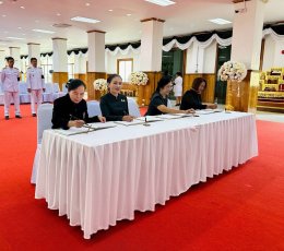 นางสุนีย์ แก้วเมืองเพชร รองประธานหอการค้า ร่วม พิธีถวายน้ำสรงพระศพเบื้องหน้าพระรูปสมเด็จพระเจ้าลูกเธอ เจ้าฟ้าพัชรกิติยาภา นเรนทิราเทพยวดี กรมหลวงราชสาริณีสิริพัชร มหาวัชรราชธิดา สิ้นพระชนม์  ลงวันที่ 11 มิถุนายน 2569  ร่วมพิธี ถวายน้ำพระสรงพระศพ วันเสาร์ท
