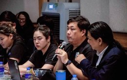 วันอังคารที่ 14 กรกฎาคม 2559 เวลา 14:00 น นายอาทร เสริมศักดิ์ศศิธร ประธานกลุ่มผู้ประกอบการรุ่นใหม่ YEC และคณะกรรมการ ร่วมประชุมการเตรียมความพร้อมโครงการมหกรรม Food Fun Fest@ Chachoengsao ครั้งที่ 3/2569 และร่วมลงนามในบันทึกข้อตกลงความร่วมมือ MOU  ณ ห้องปร