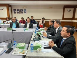 ดร.จิตรกร เผด็จศึก ประธานหอการค้า และนายทนงศักดิ์ ทรัพย์เฟื่องฟู กรรมการหอการค้าฯ ร่วมประชุมคณะกรรมการร่วมภาคเอกชน 3 สถาบัน (กกร.) กลุ่มจังหวัดภาคตะวันออก 1 ครั้งที่ 1/2568            ในวันอังคารที่ 4 มีนาคม 2568  เวลา 13.30 น.  ณ ห้องประชุม 1 ชั้น 7 ศูนย