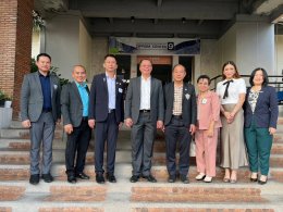 ดร.จิตรกร เผด็จศึก ประธานหอการค้า และนายทนงศักดิ์ ทรัพย์เฟื่องฟู กรรมการหอการค้าฯ ร่วมประชุมคณะกรรมการร่วมภาคเอกชน 3 สถาบัน (กกร.) กลุ่มจังหวัดภาคตะวันออก 1 ครั้งที่ 1/2568            ในวันอังคารที่ 4 มีนาคม 2568  เวลา 13.30 น.  ณ ห้องประชุม 1 ชั้น 7 ศูนย