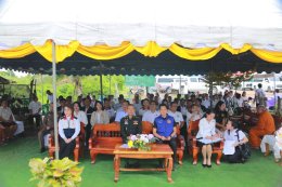 วันศุกร์ที่ 17 กรกฎาคม  2569  นายธนเดช จิตพิทยานุภาพ รองประธานหอการค้า ร่วมส่งมอบครัวเรือน จำนวน 2 หลัง โครงการบ้านห่วงใยจากใจ glo ประจำปี 2569   ประกอบด้วย  1) เวลา 9.00-10.00 น. ครัวเรือนนางเนียด จะช่วยรัมย์ บ้านเลขที่ 408 หมู่ที่ 18 ตำบลท่ากระดาน อำเภอ