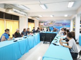 ประชุมการจัดตั้งคณะกรรมการ รักบ้านเกิด สิ่งแวดล้อม EEC 3 จังหวัดภาคตะวันออก และการติดตามการแก้ไขปัญหาสิ่งแวดล้อม 3 จังหวัด EEC (ฉะเชิงเทรา-ชลบุรี-ระยอง) เพื่อเป็นกลไกสำคัญในการประสานความร่วมมือและและแก้ไขปัญหาด้านสิ่งแวดล้อมอย่างเป็นรูปธรรม ในวันอาทิตย์ที