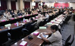 วันจันทร์ที่ 24 สิงหาคม 2569 เวลา 13.30 น. นายทนงศักดิ์ ทรัพย์เฟื่องฟู  รองประธาน ร่วมประชุมคณะกรรมการรักษาความมั่นคง และความสงบเรียบร้อยจังหวัดฉะเชิงเทรา ครั้งที่ 9/2569  และร่วมประชุมโต๊ะข่าวจังหวัด และประชุมคณะกรรมการศูนย์อำนวยการป้องกันและปราบปรามยาเส